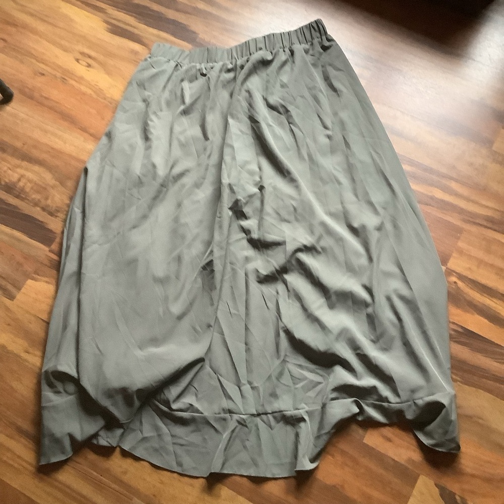 Ruffled Gray Maxi Skirt + Pants - Picture 6 of 7